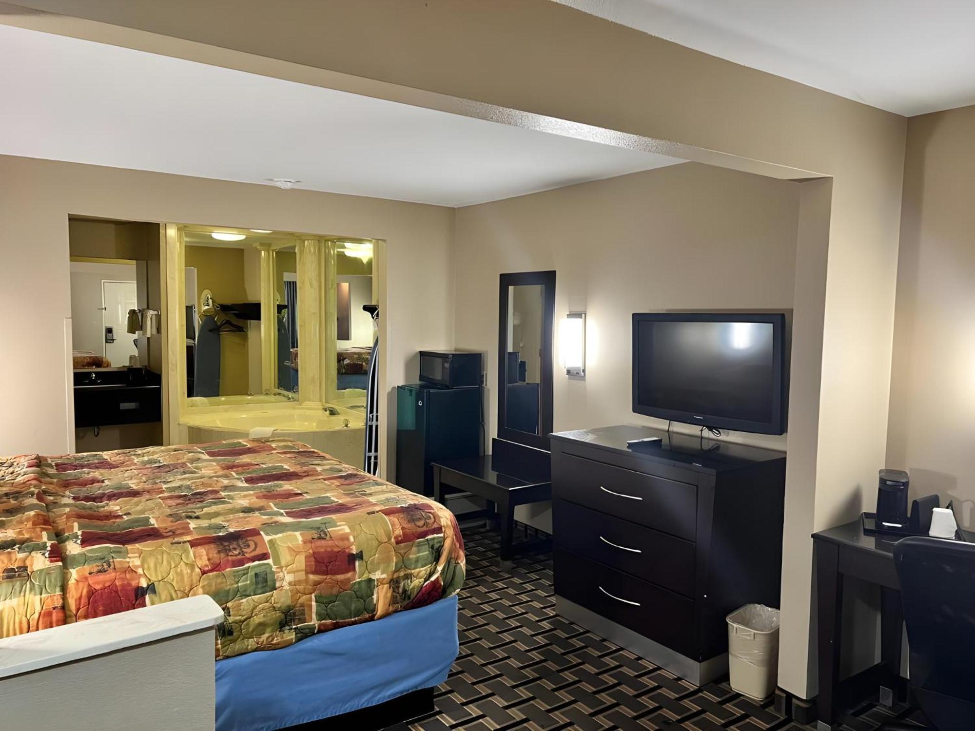 Days Inn & Suites By Wyndham Pine Bluff Exterior foto